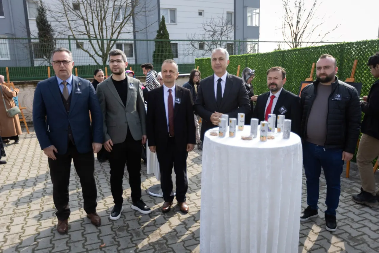Haber: BAŞKAN BABAOĞLU, ŞEHİT ALİ GAFFAR OKKAN’A VEFA PROGRAMINDA ÖĞRENCİLERLE BULUŞTU - Galeri-3
