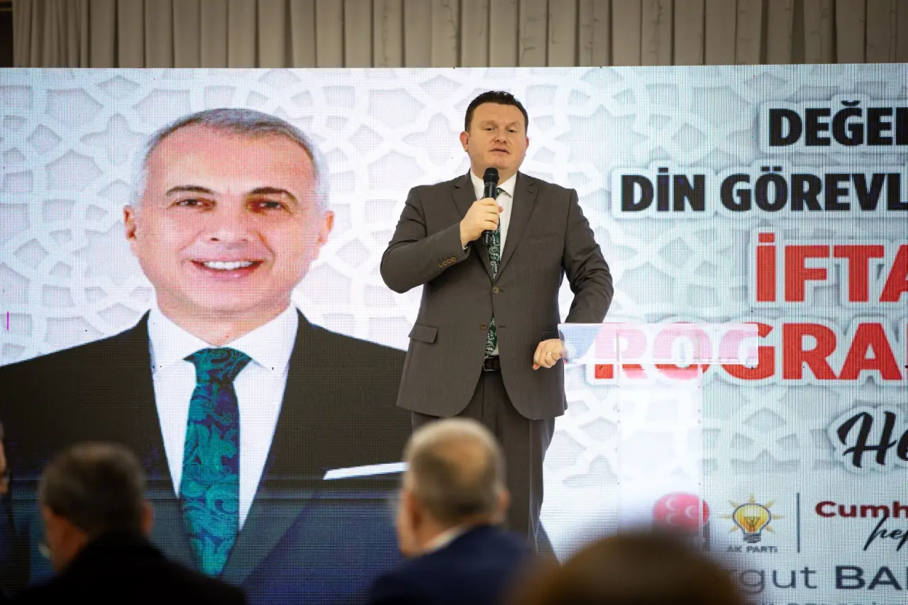 Haber: BAŞKAN BABAOĞLU, DİN GÖREVLİLERİ VE AİLELERİNİ İFTARDA AĞIRLADI - Galeri-7