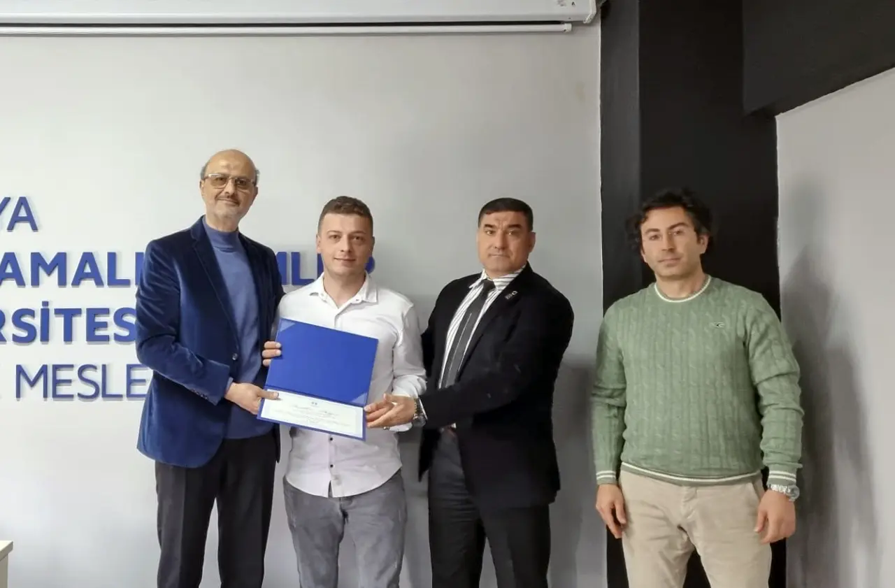 Haber: Hendek MYO öğrencileri sektör tavsiyelerini dinledi - Galeri-1