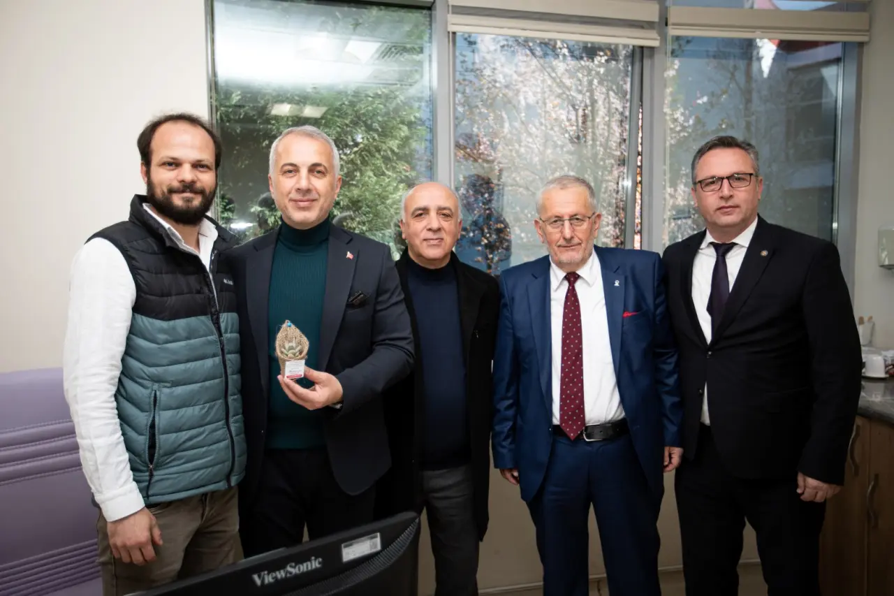 Haber: BAŞKAN BABAOĞLU'NDAN SAĞLIK ÇALIŞANLARINA BAYRAM ZİYARETİ - Galeri-5