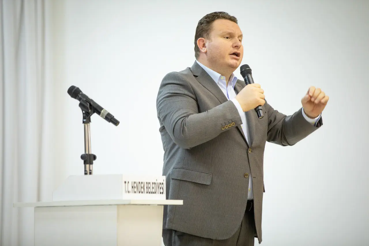 Haber: BAŞKAN BABAOĞLU PERSONELİYLE İFTARDA BULUŞTU - Galeri-2
