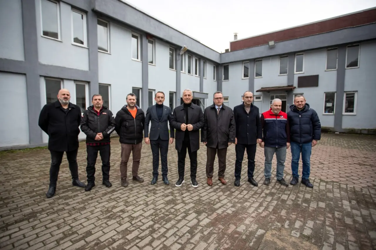 Haber: KÜÇÜK SANAYİDEN ‘BABAOĞLU’ SESLERİ YÜKSELDİ - Öne Çıkan