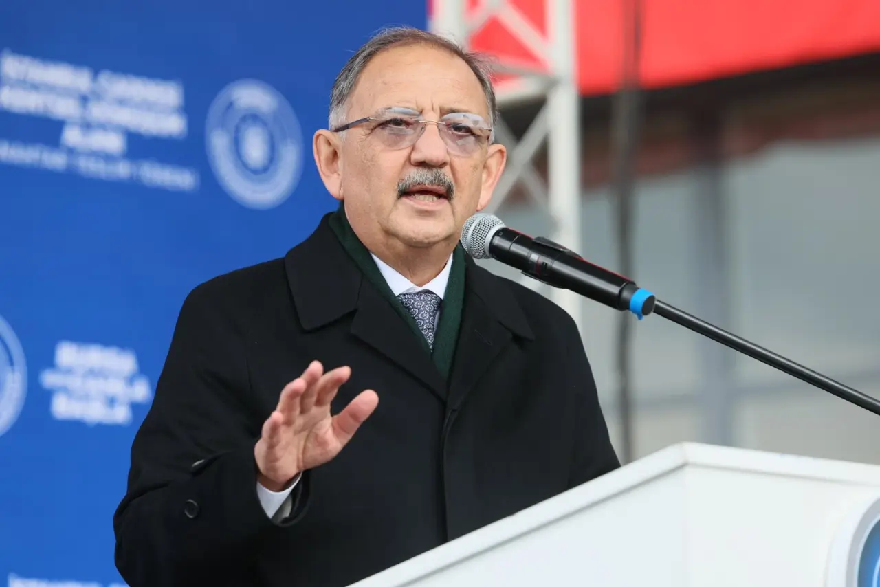 Haber: BAKAN ÖZHASEKİ ‘YÜZYILIN PROJESİ’ TANITIM PROGRAMI İÇİN HENDEK’TE - Öne Çıkan
