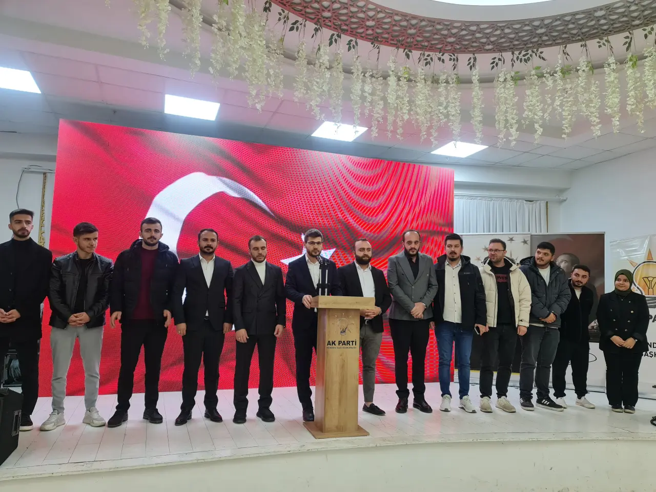 Haber: AK Parti Ailesi İftarda Buluştu - Galeri-5