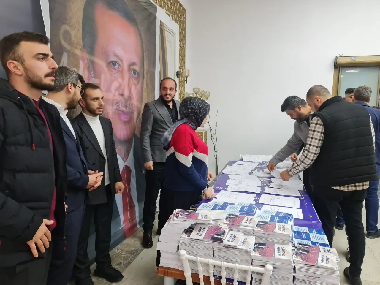 Haber: AK Parti Ailesi İftarda Buluştu - Galeri-8