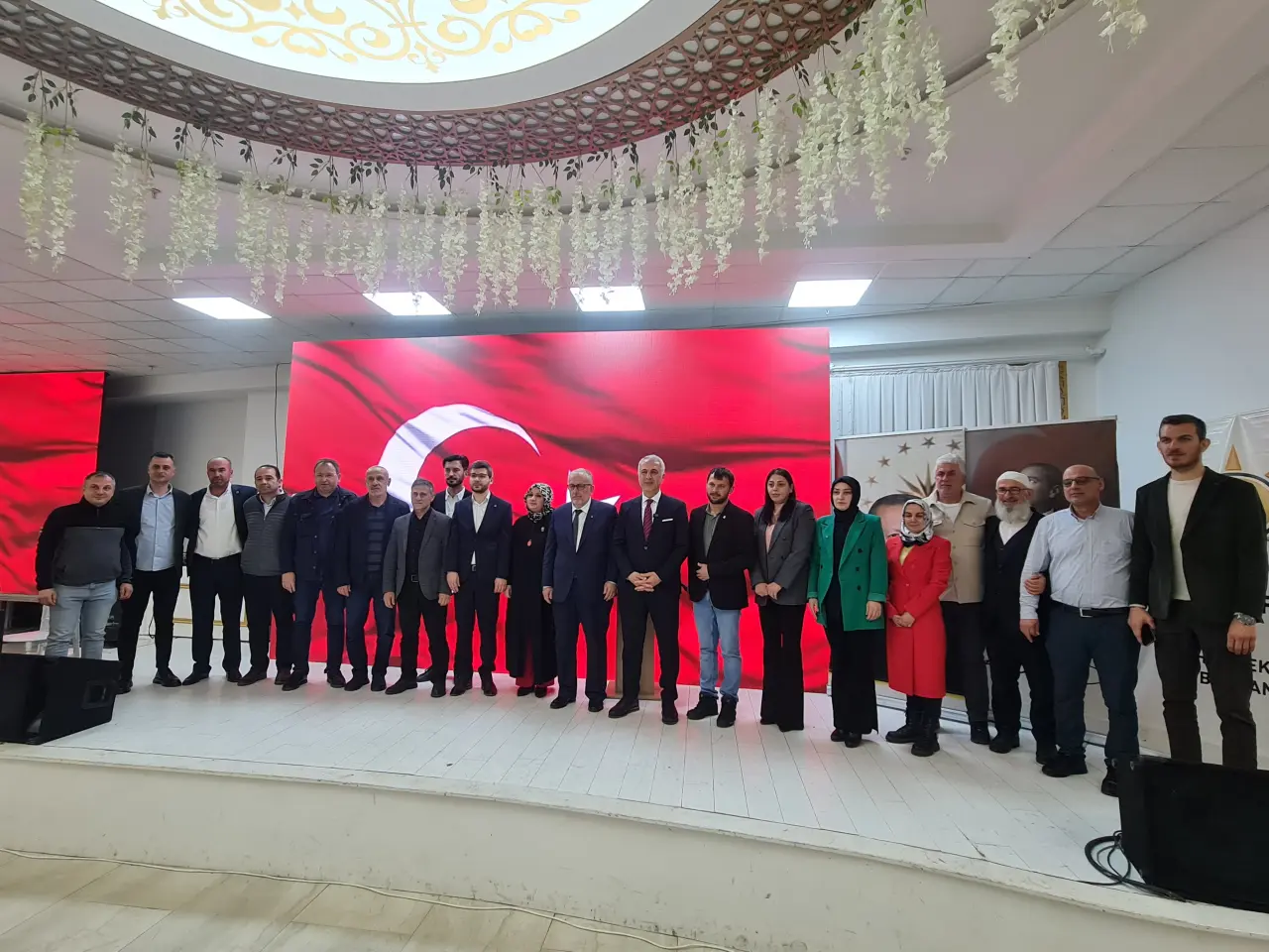Haber: AK Parti Ailesi İftarda Buluştu - Galeri-1
