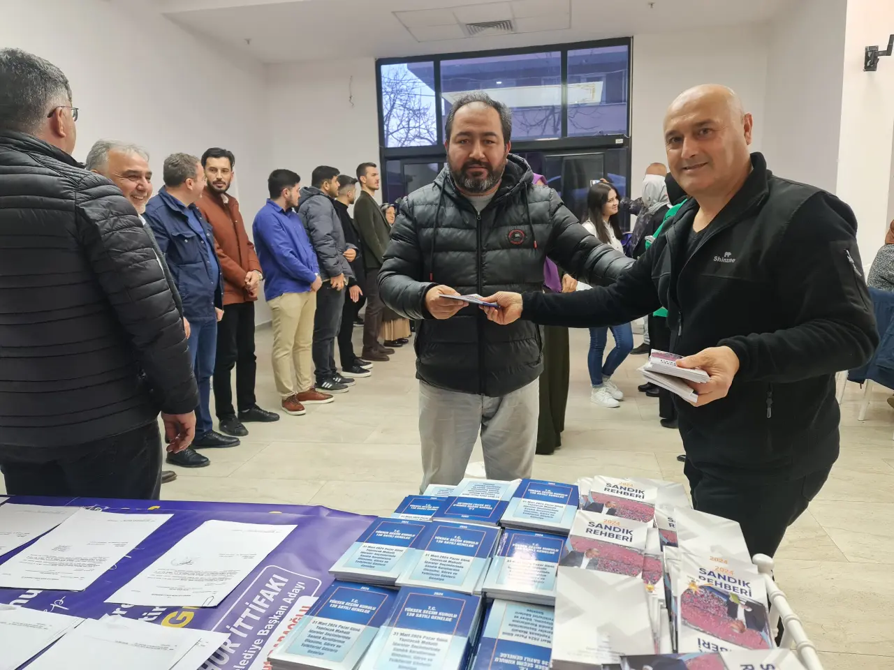 Haber: AK Parti Ailesi İftarda Buluştu - Galeri-12