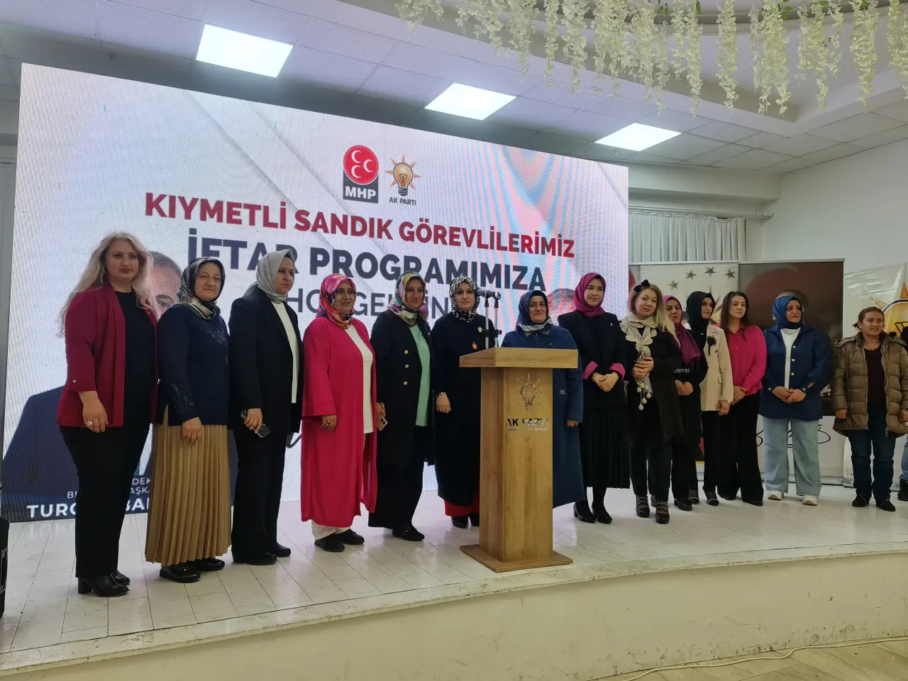 Haber: AK Parti Ailesi İftarda Buluştu - Galeri-6