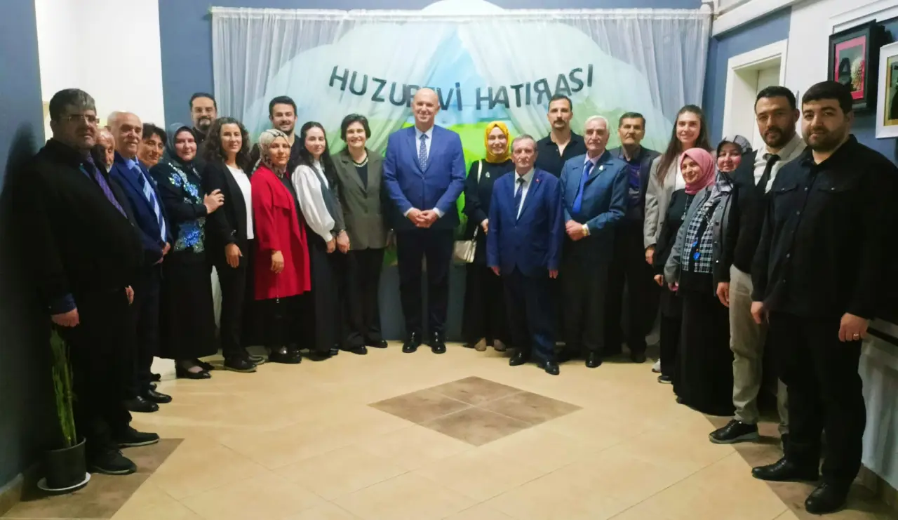 Haber: Yaşlılara Saygı Haftası Onuruna İftar Programı Düzenlendi - Galeri-5
