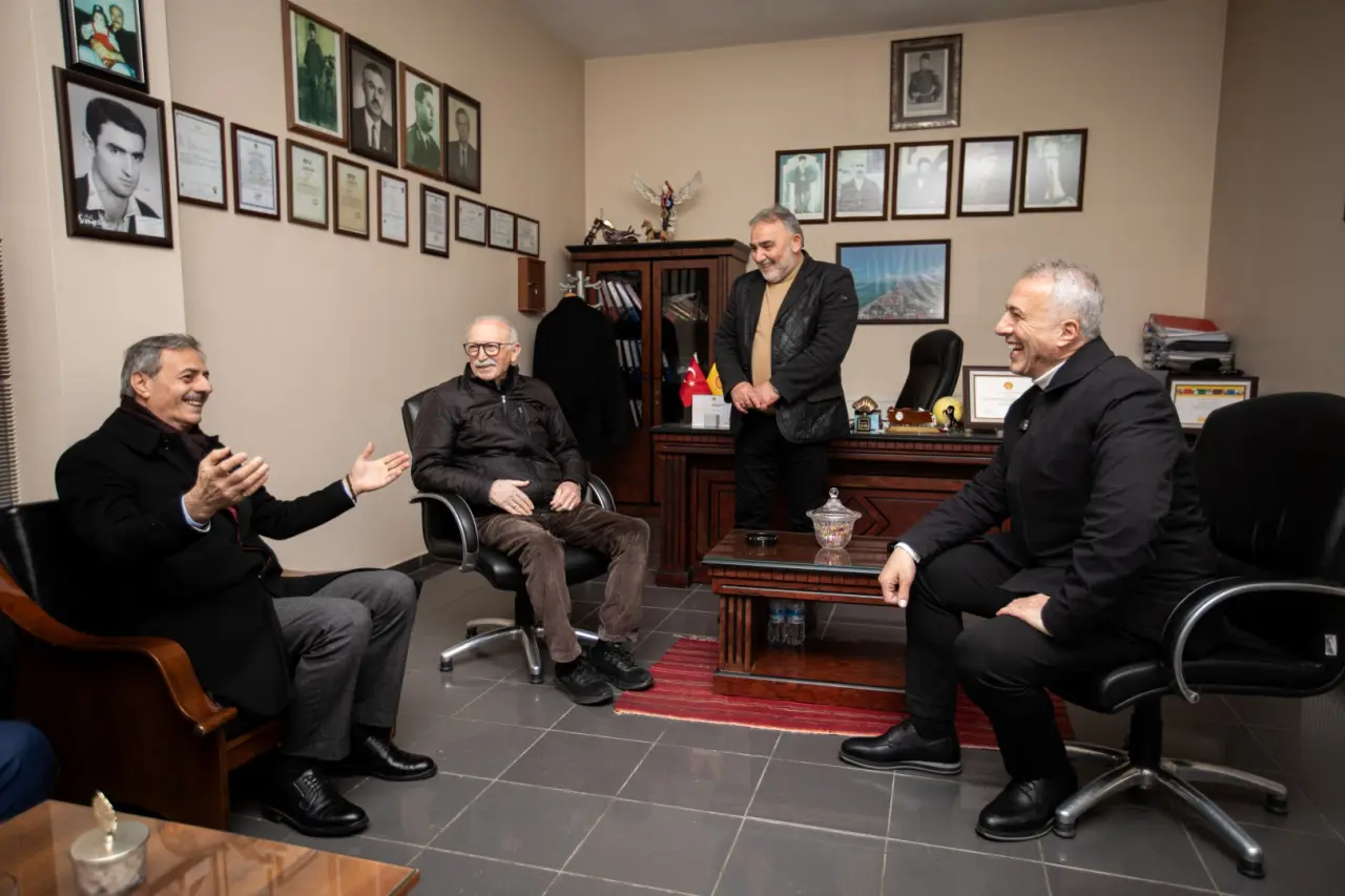 Haber: ALEMDAR’DAN BABAOĞLU’NUN HENDEK MEYDAN PROJESİNE DESTEK - Galeri-7