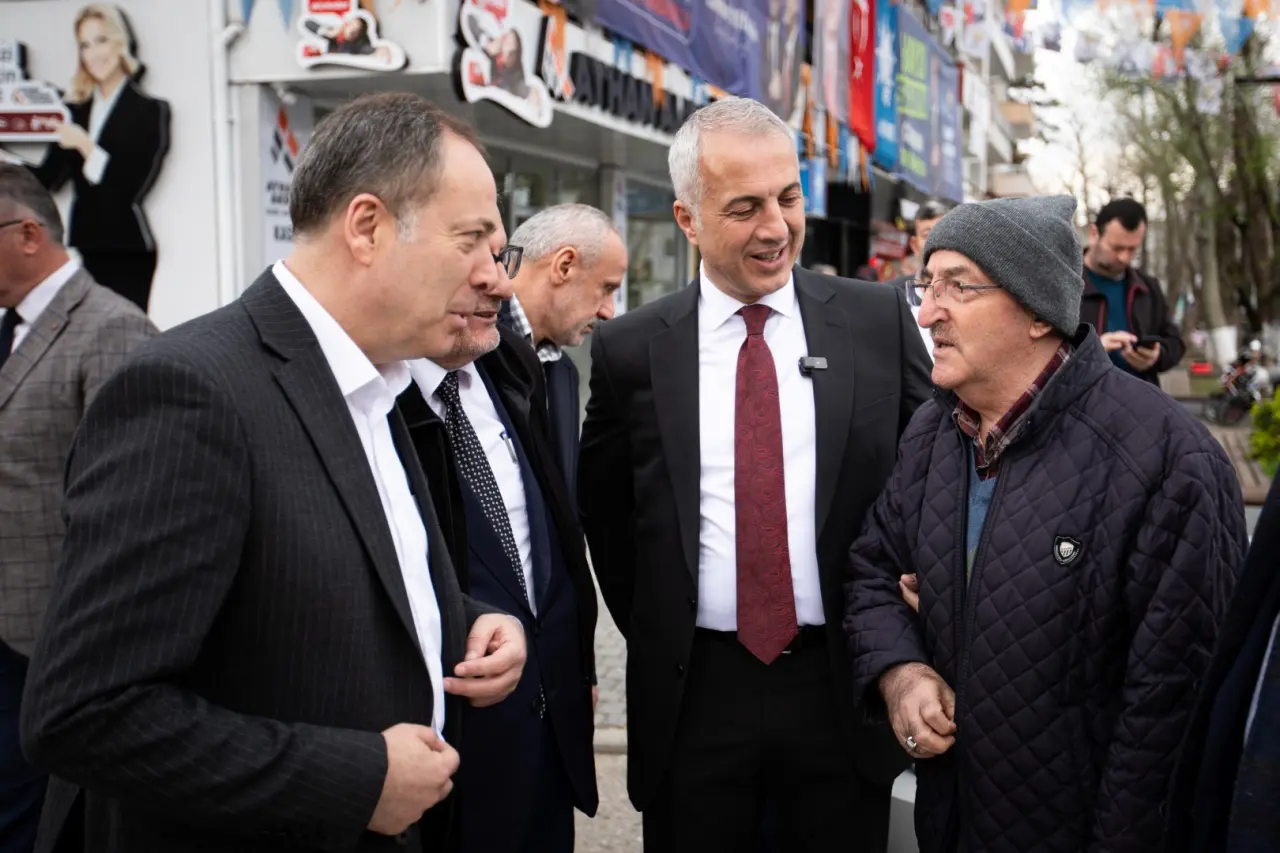 Haber: AK PARTİ MİLLETVEKİLİ KAYA; HENDEK’TE TURGUT BAŞKAN’DAN BAŞKA BİR ADAYI TANIMIYORUZ - Öne Çıkan