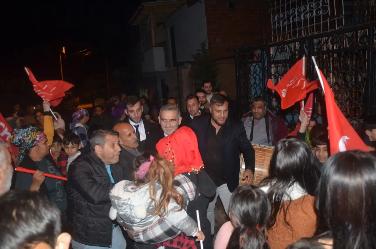 Haber: Bayraktar, Turanlar Mahallesi'ndeydi! - Galeri-2