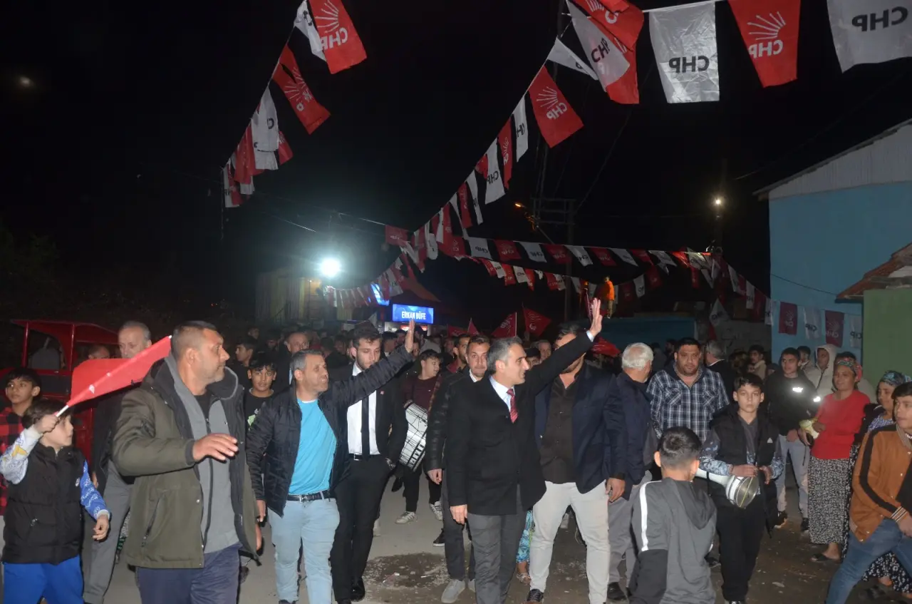 Haber: Bayraktar, Turanlar Mahallesi'ndeydi! - Galeri-6
