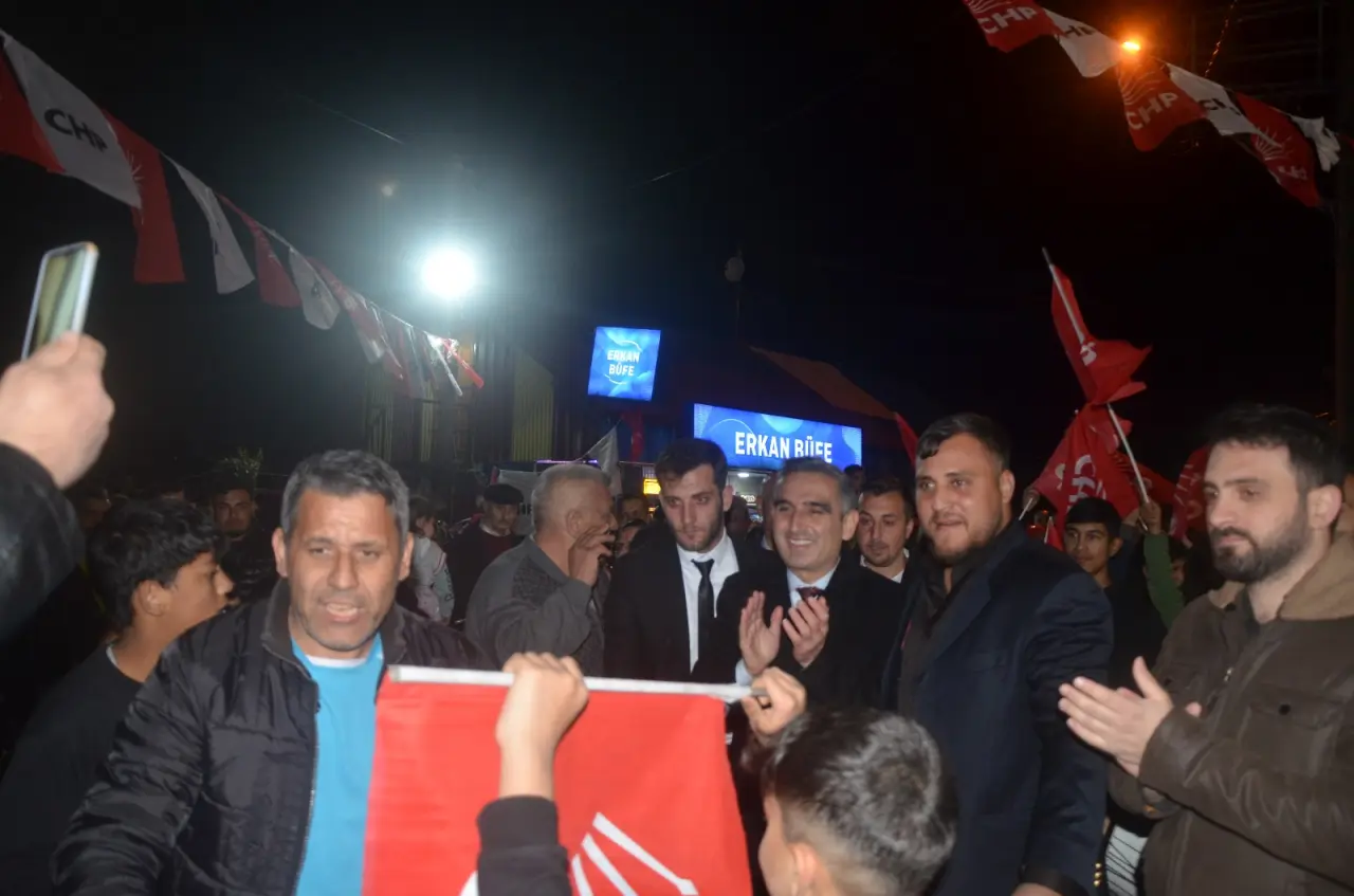 Haber: Bayraktar, Turanlar Mahallesi'ndeydi! - Galeri-5