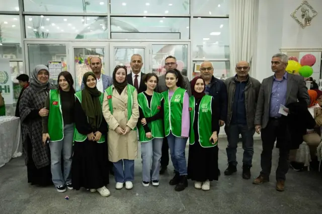  İHH iftarda buluştu