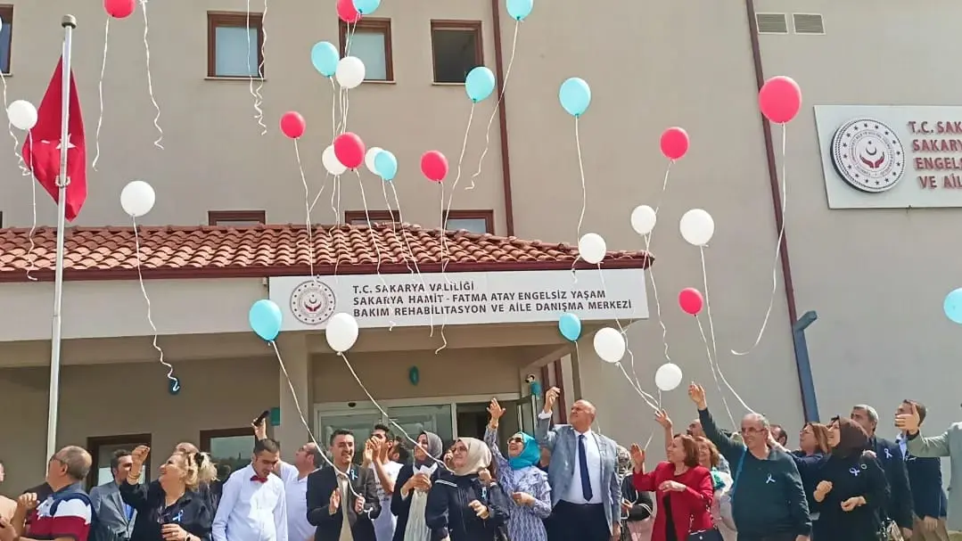 Haber: OTİZMİ FARK ET, KABUL ET - Galeri-2