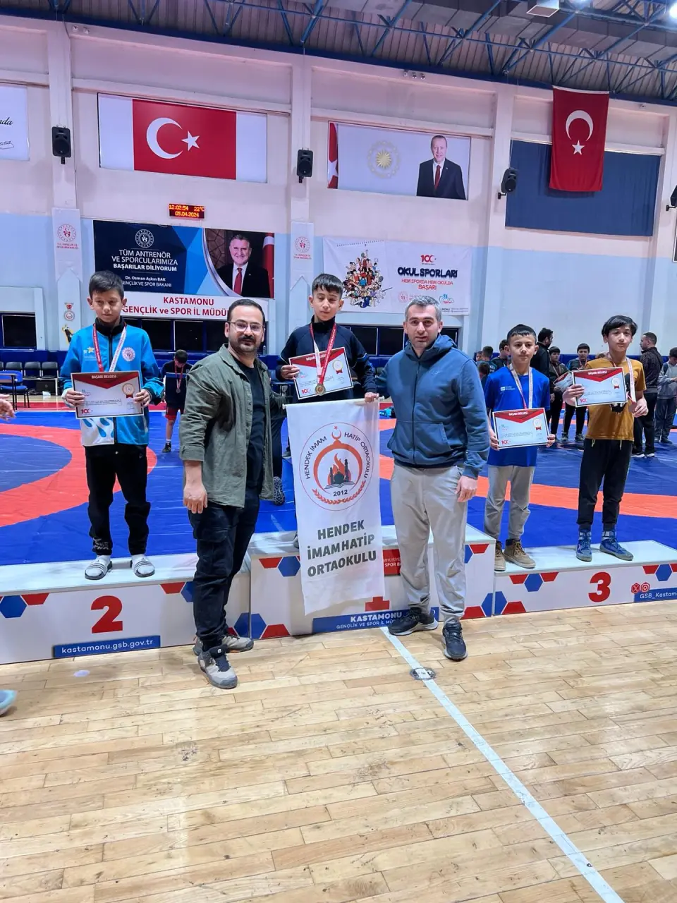 Haber: İmam Hatip Ortaokulu Türkiye Şampiyonasına Gidiyor - Galeri-2