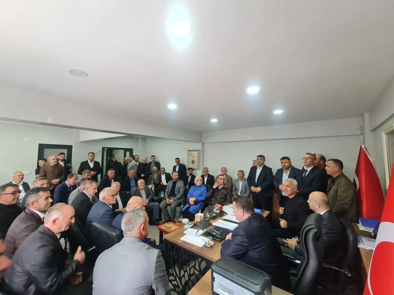 Haber: Muhtarlardan MHP’ye Bayram ziyareti - Galeri-3
