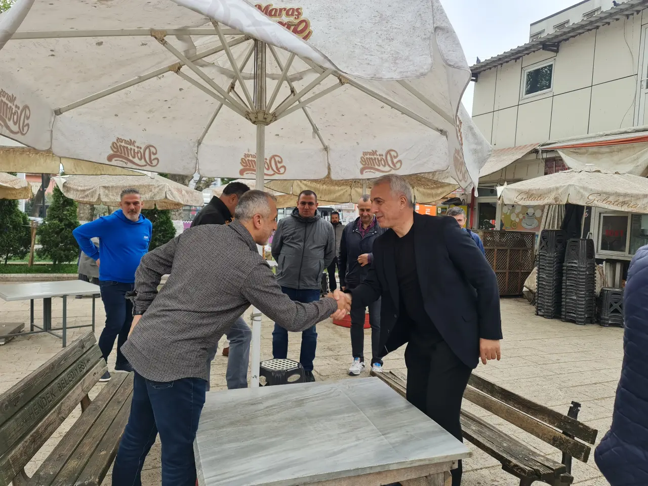 Haber: Namlı ve Babaoğlu esnaf ve vatandaşla bayramlaştı - Galeri-5