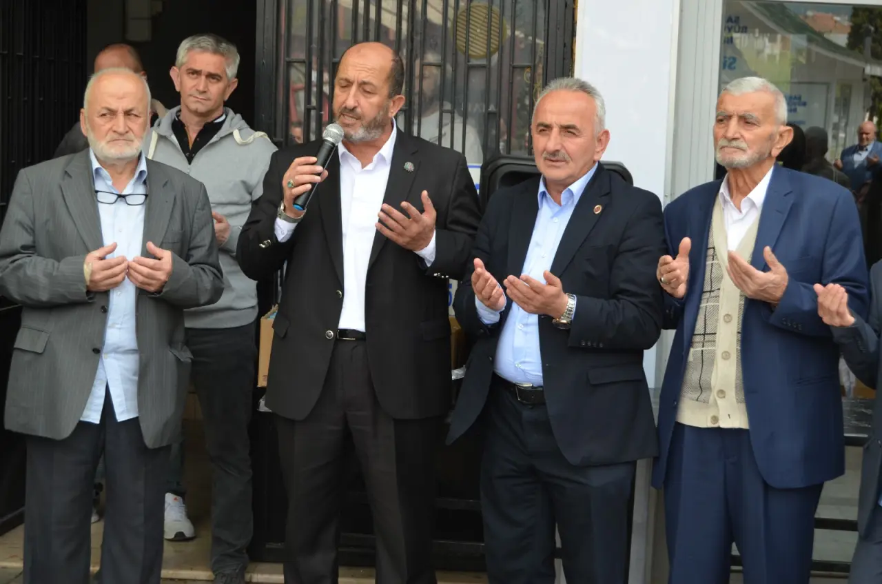 Haber: Ak Parti Bayramlaşma Programına Yoğun Katılım - Galeri-2