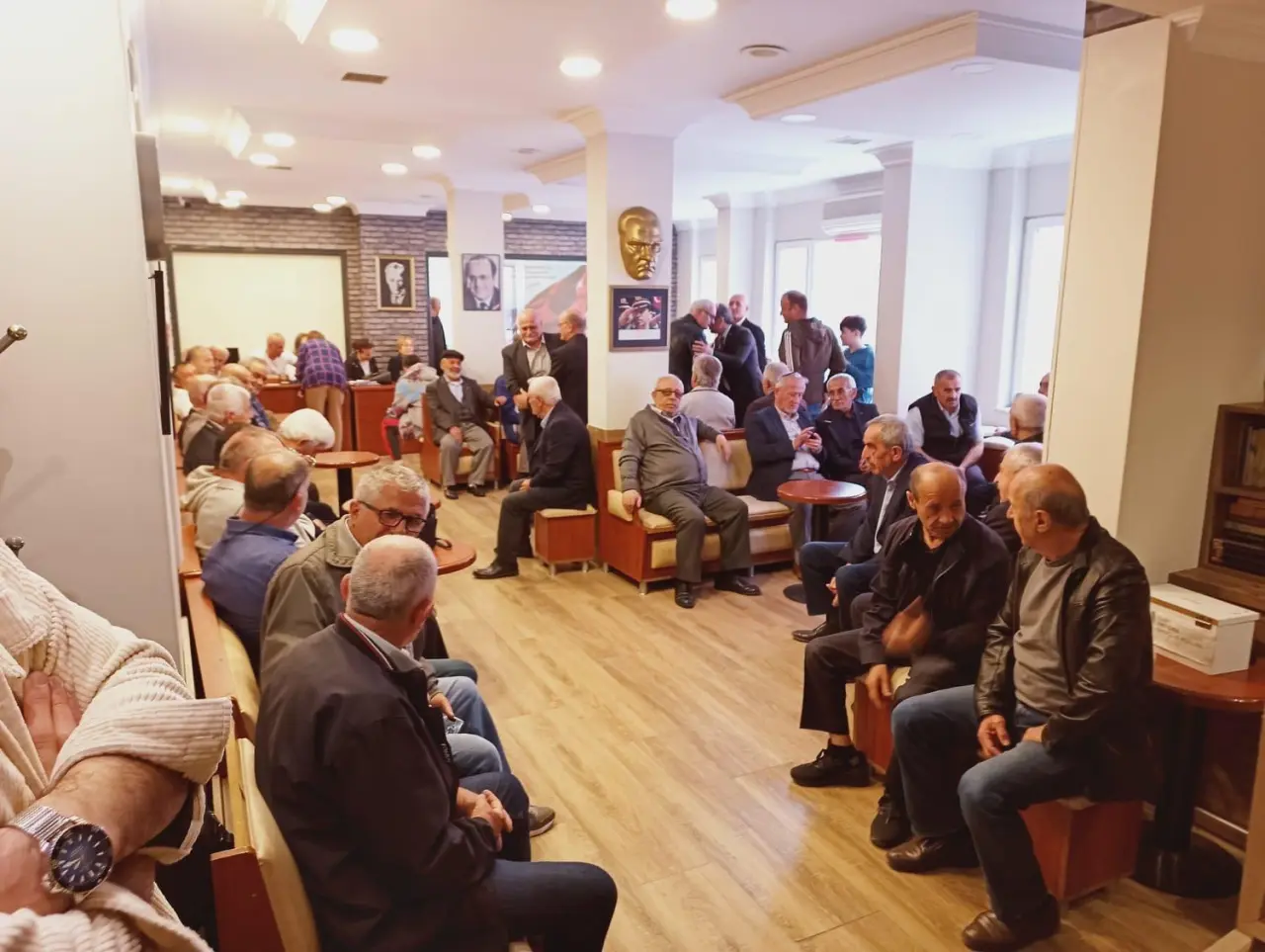 Haber: CHP Hendek Bayramlaştı - Galeri-2