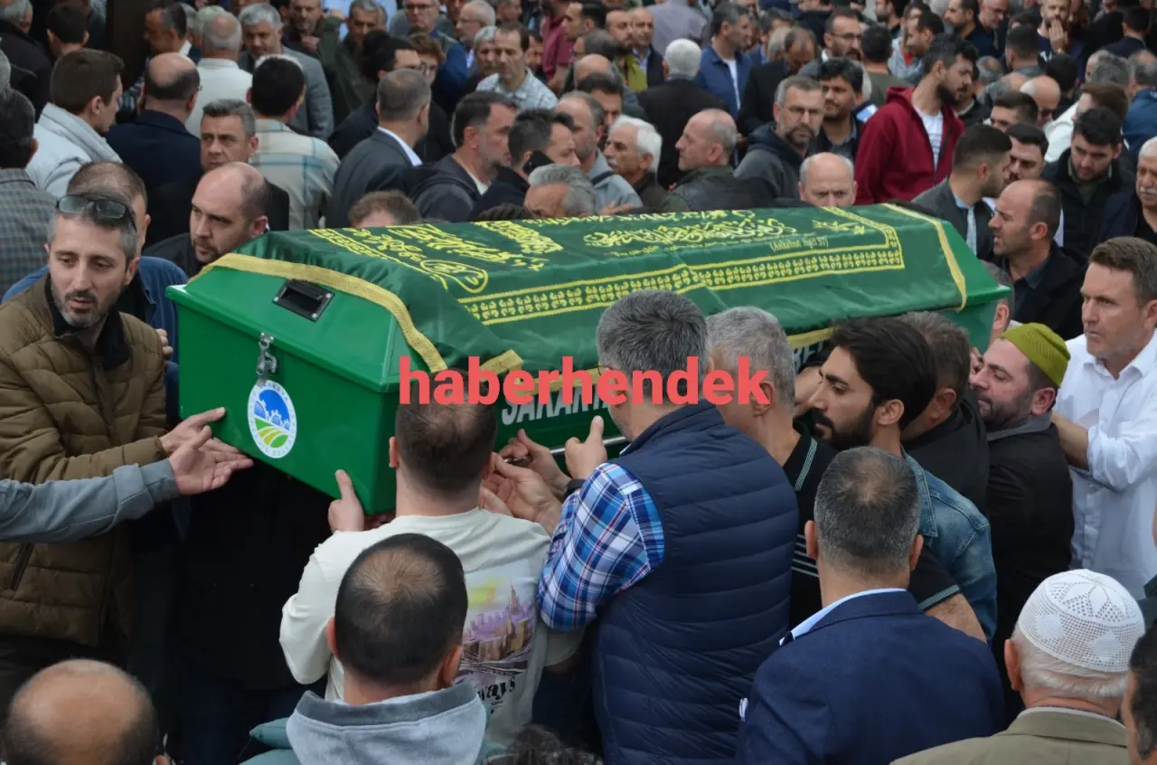 Haber: Şahin dualarla son yolculuğuna uğurlandı - Öne Çıkan