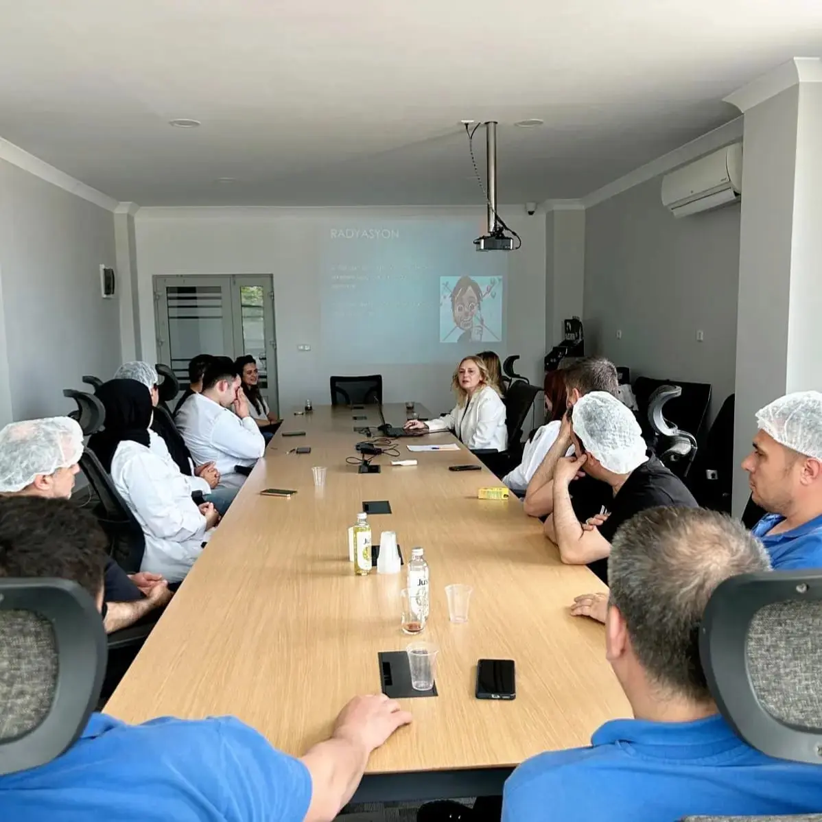 Haber: FABRİKA YETKİLİLERİNE KANSERLE MÜCADELE İLE İLGİLİ BİLGİLER VERİLDİ - Öne Çıkan
