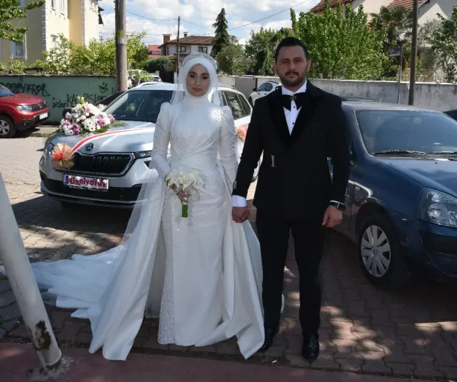 Ümmügülsüm ile Yunus Emre’den ömürlük imza