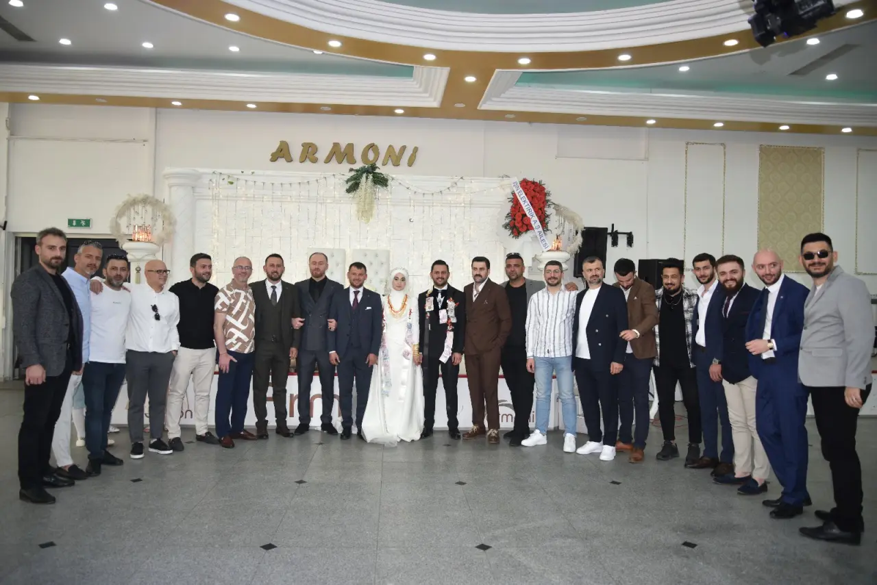 Haber: Ümmügülsüm ile Yunus Emre’den ömürlük imza - Galeri-2