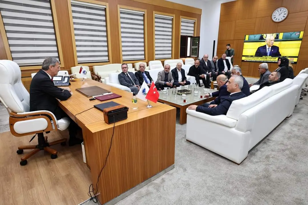 Haber: MHP Hendek'ten Büyükşehir Belediye Başkanı Yusuf Alemdar'a hayırlı olsun ziyareti  - Galeri-1