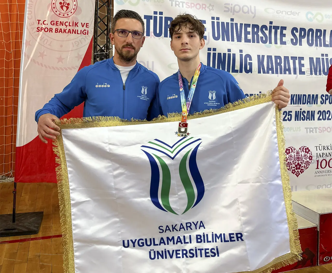 Haber: Kırşehir’den 4 madalya ve 1 kupa ile döndüler - Galeri-7