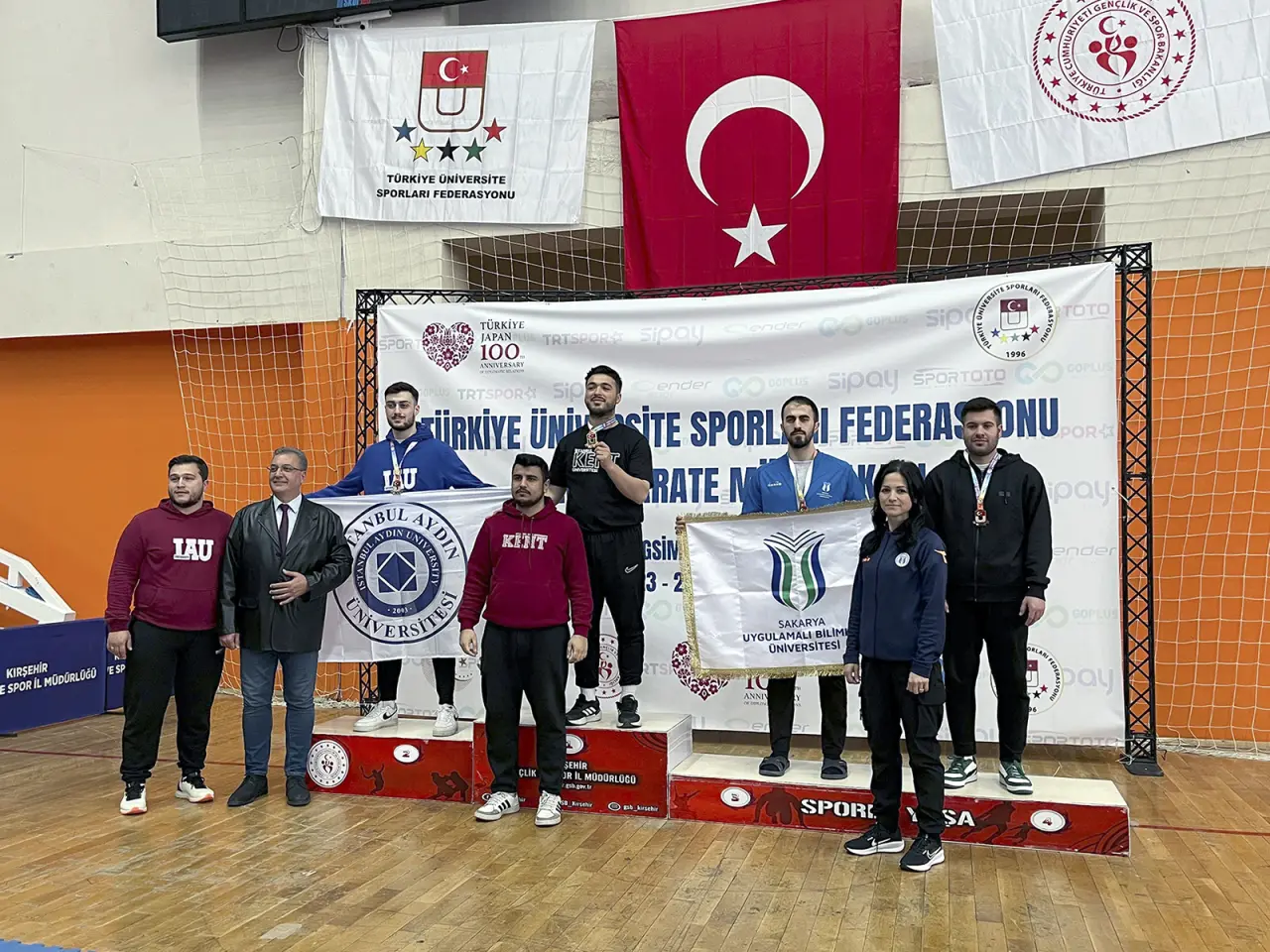 Haber: Kırşehir’den 4 madalya ve 1 kupa ile döndüler - Galeri-3