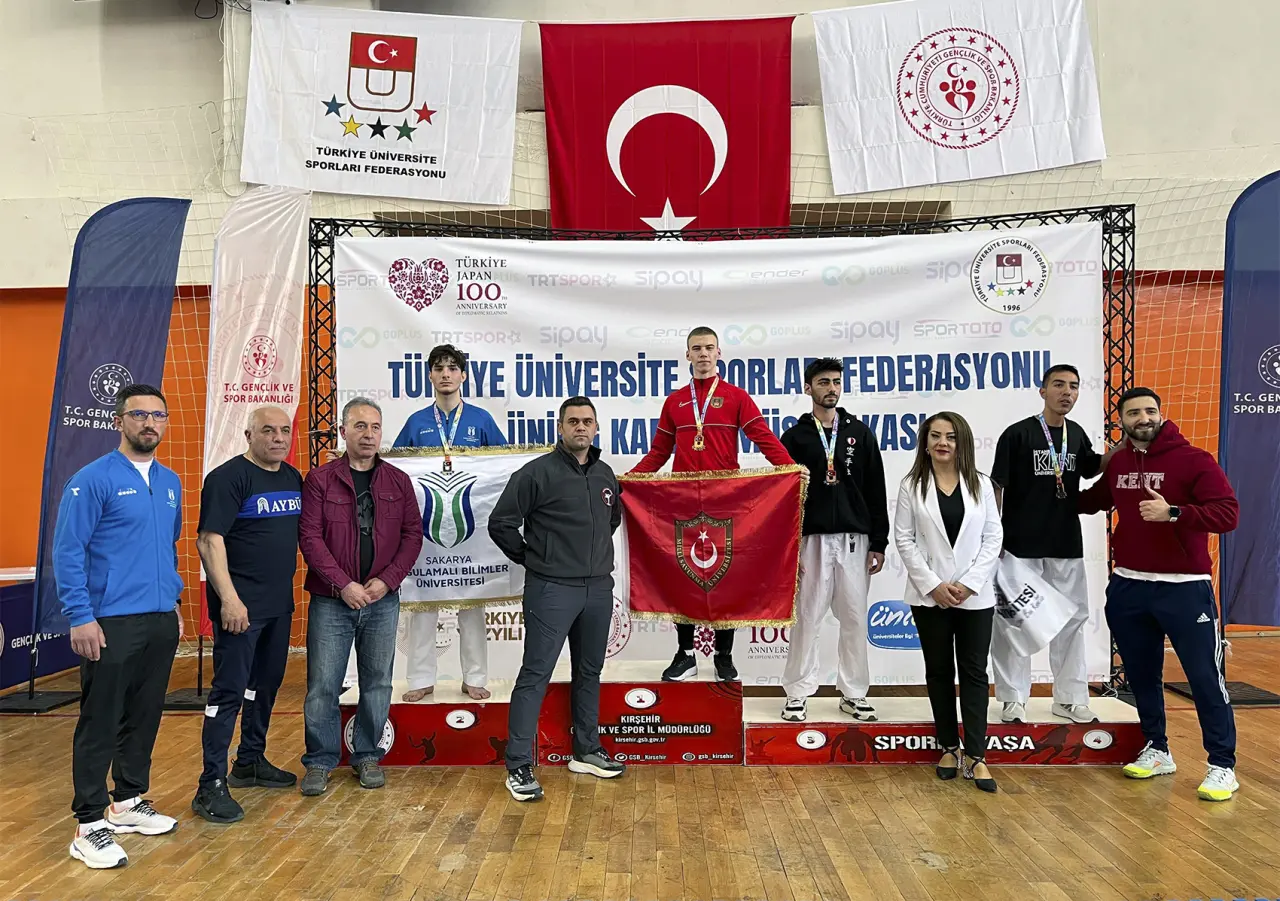 Haber: Kırşehir’den 4 madalya ve 1 kupa ile döndüler - Galeri-6