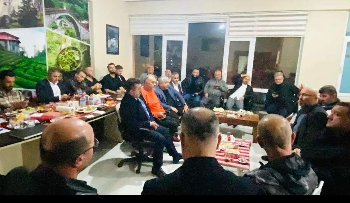 Haber: Hendek Karadenizliler Derneği İlçe Basını İle Buluştu - Galeri-3