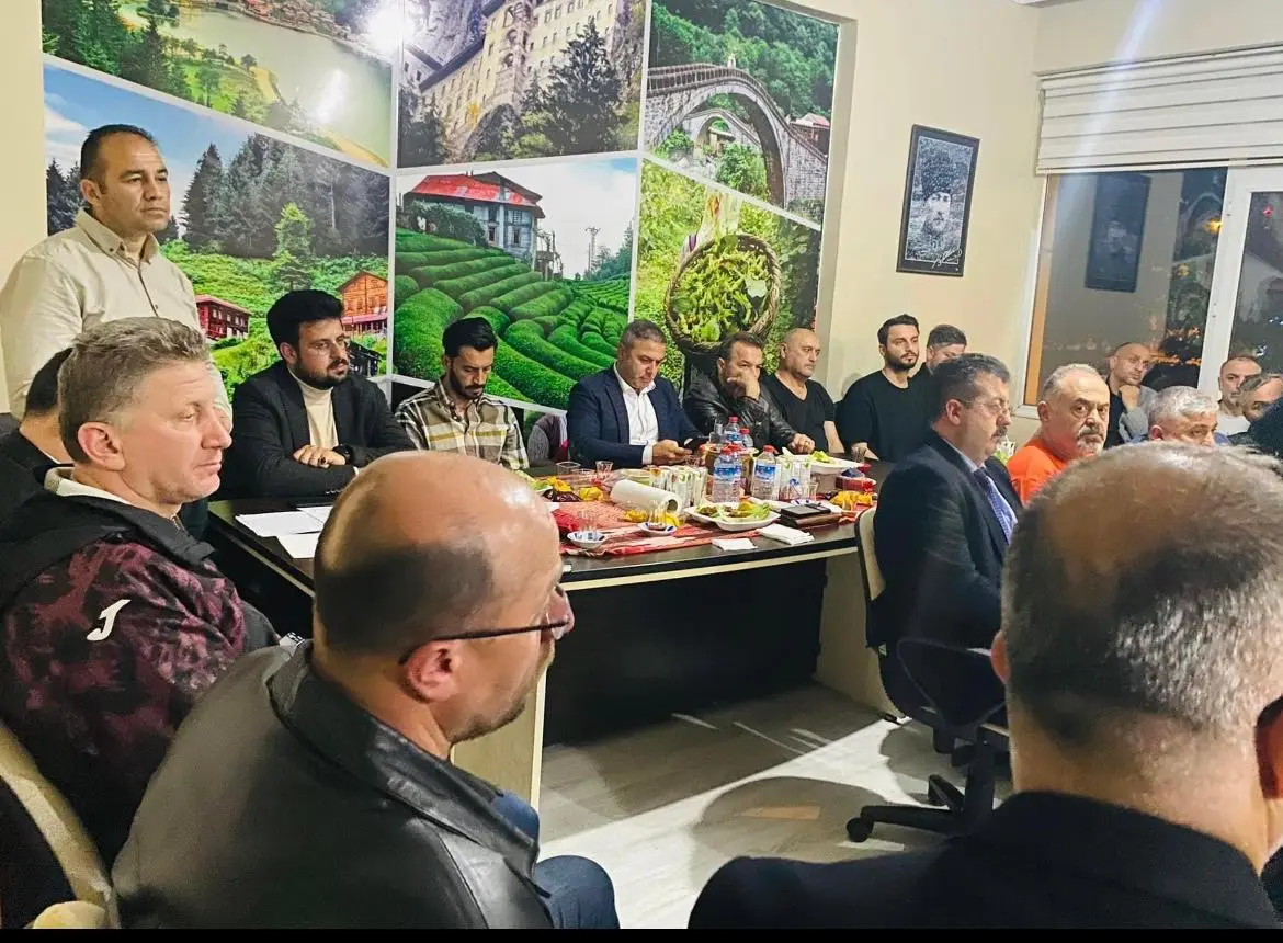 Haber: Hendek Karadenizliler Derneği İlçe Basını İle Buluştu - Galeri-4
