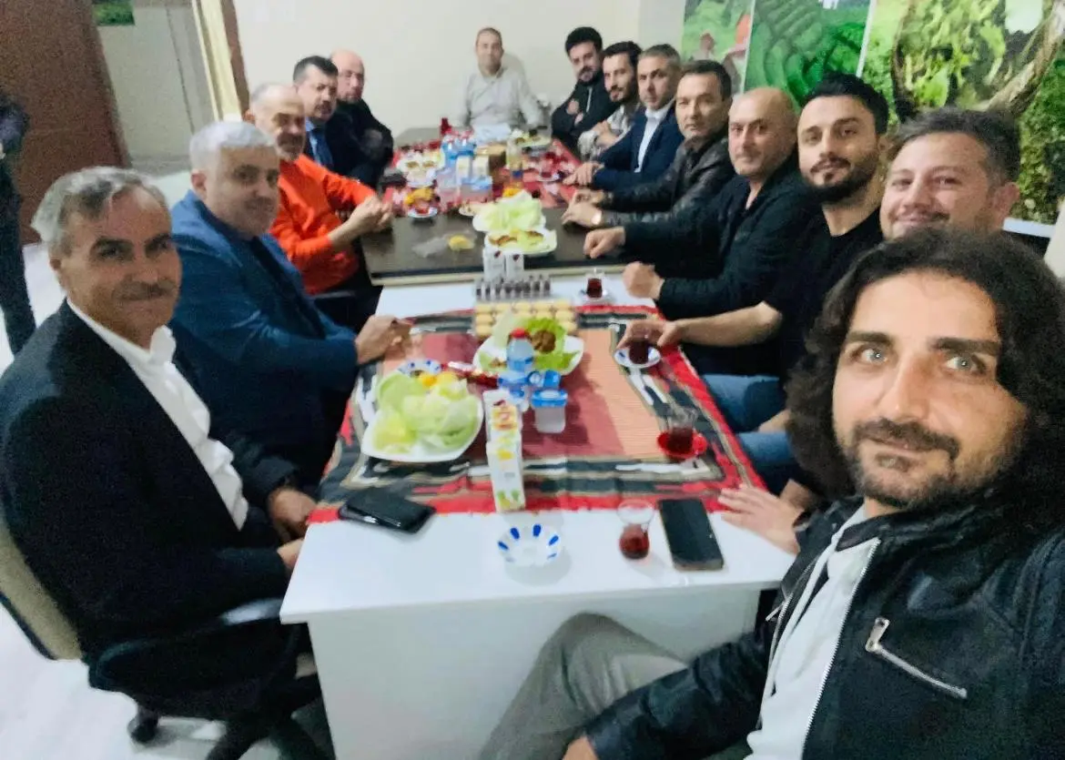 Haber: Hendek Karadenizliler Derneği İlçe Basını İle Buluştu - Galeri-1