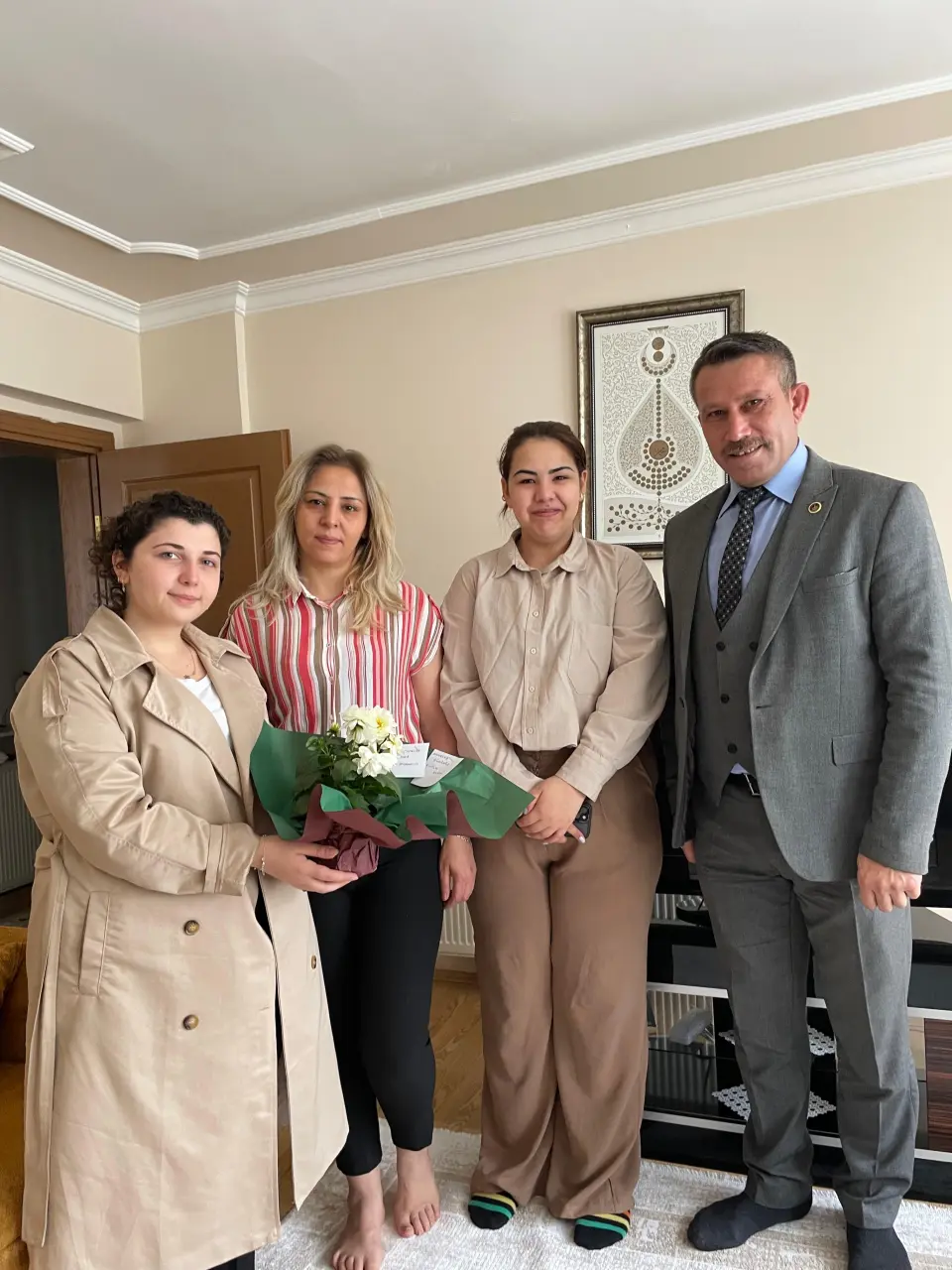 Haber: Ülkü Ocaklarından Anneler gününe Özel ziyaret - Galeri-3