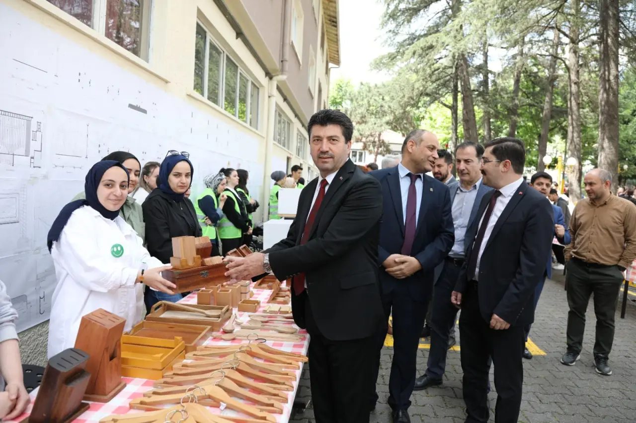 Haber: SUBU HENDEK MYO “KARİYER ZİRVESİ24” ETKİNLİKLERİ GERÇEKLEŞTİRİLDİ. - Galeri-1