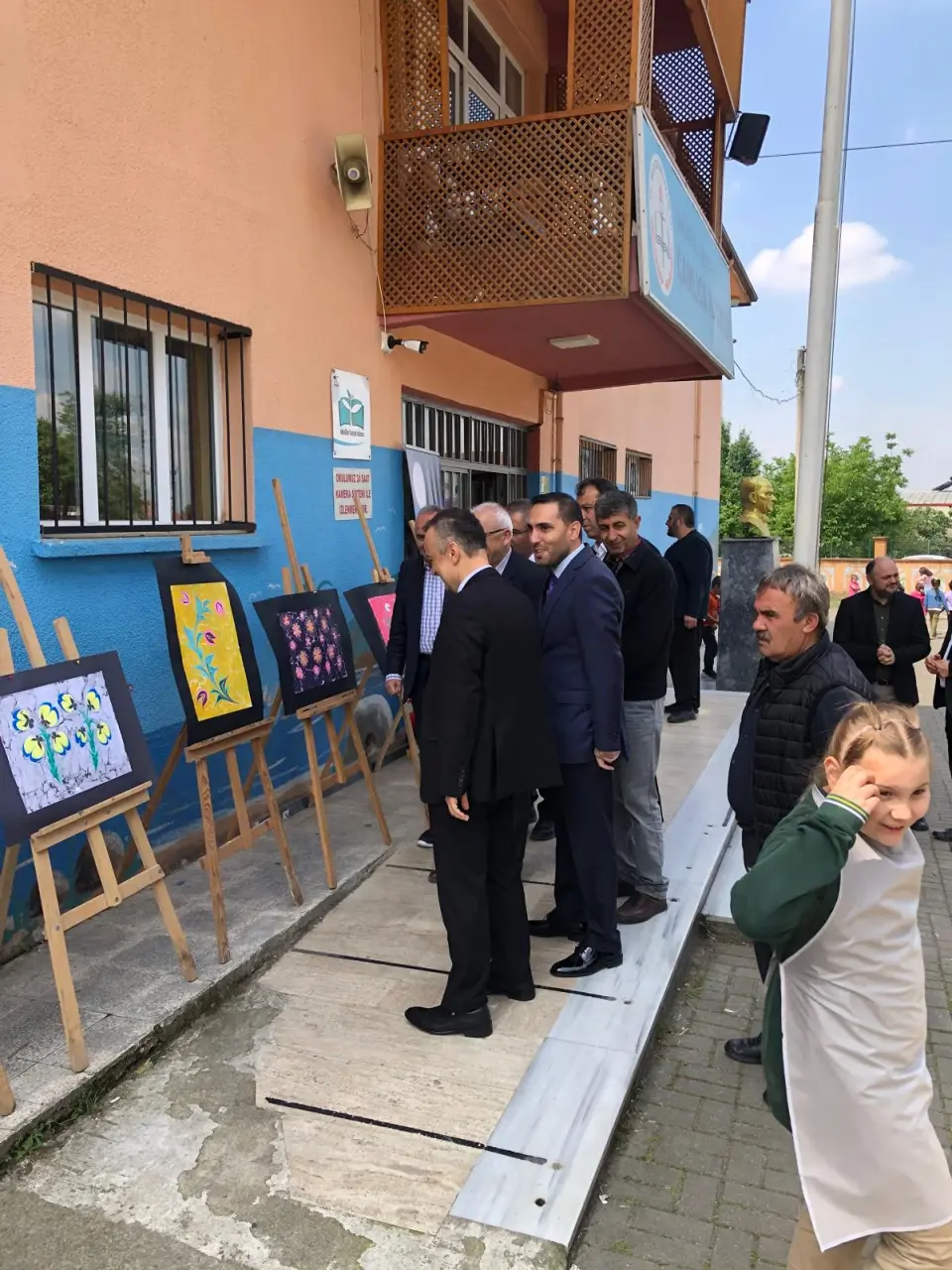 Haber: Çamlıca İlkokulu'nda Görsel Sanatlar ve Tabiat Atölyesi açılışı ve sergisi - Galeri-8