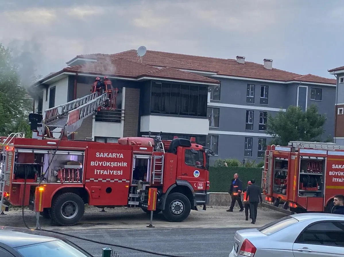 Haber: Ayni anda iki Mahalleden yangın haberi - Galeri-1