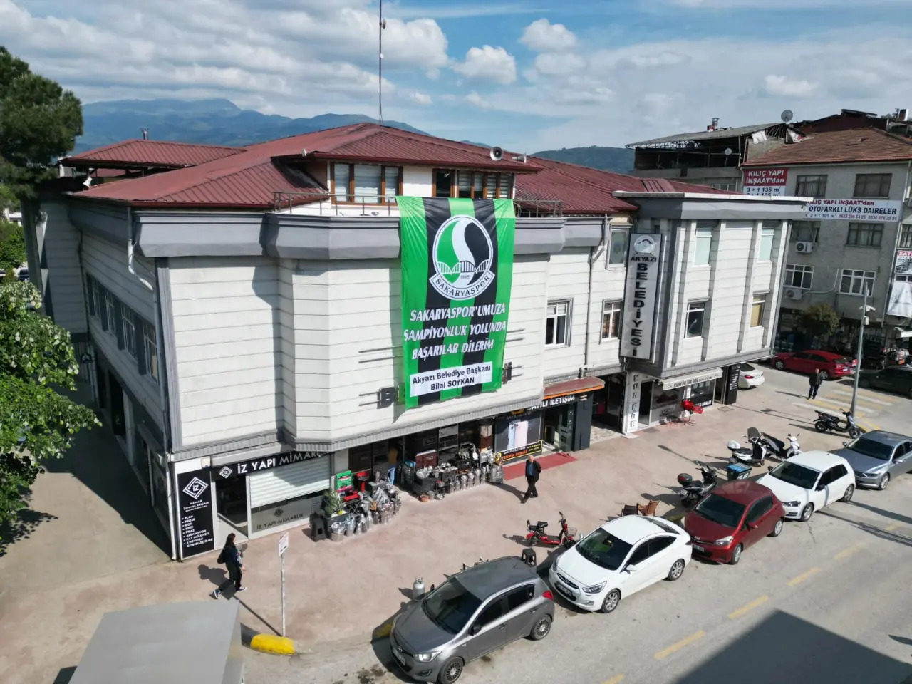 Haber: Akyazı Belediyesine Sakaryaspor Bayrağı - Öne Çıkan