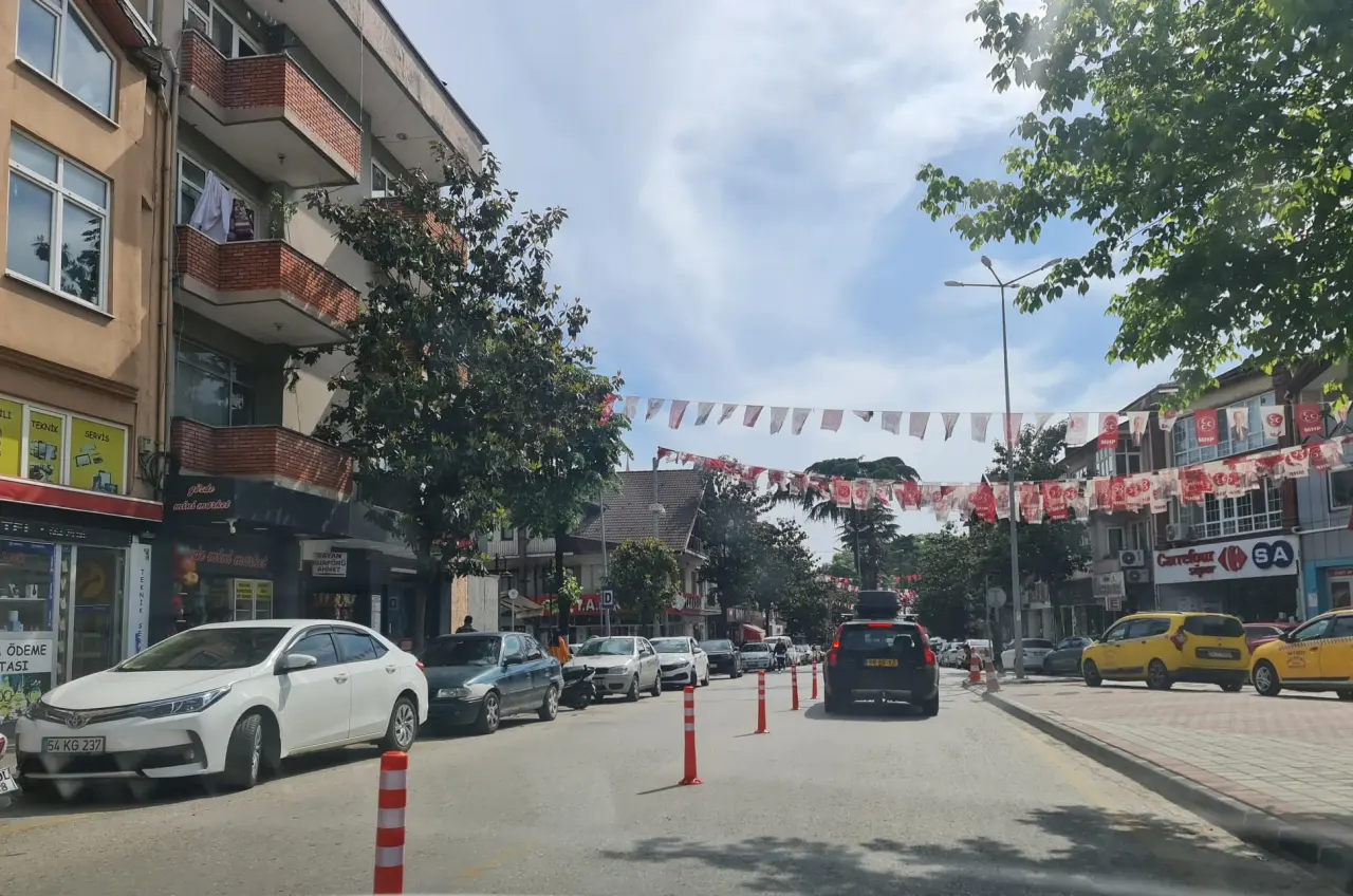Haber: Osman Yılmaz Caddesi’nde Dubalar Yeniden Takıldı - Öne Çıkan