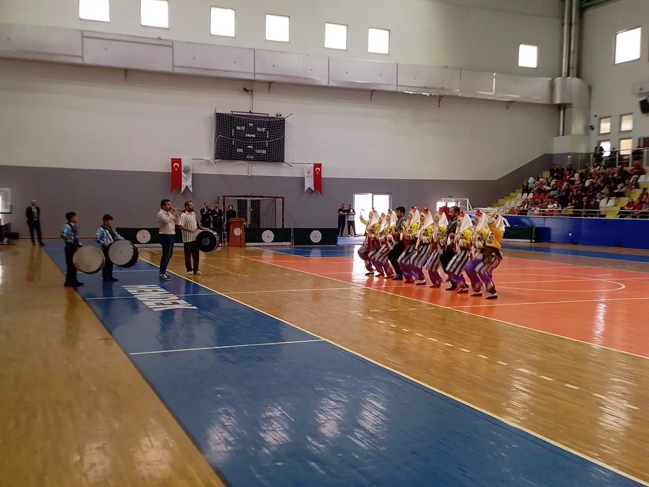 Haber: 19 MAYIS HENDEK´TE COŞKUYLA KUTLANDI - Galeri-5