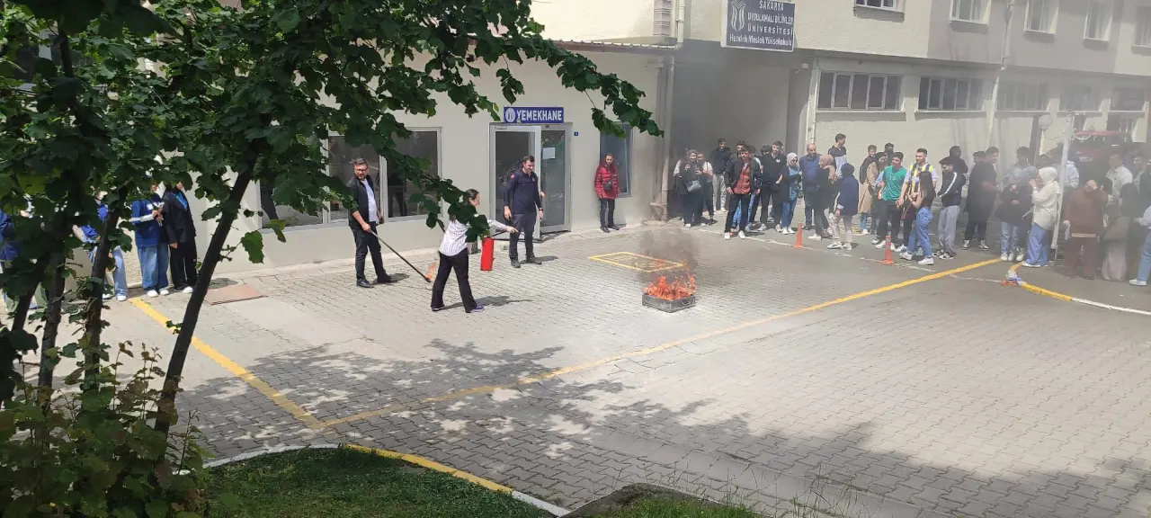 Haber: Hendek MYO'da yangın tatbikatı - Öne Çıkan