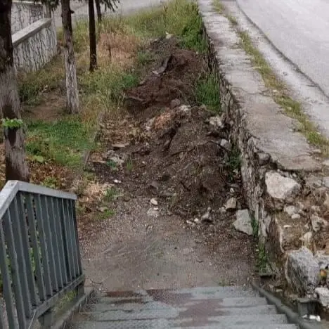 Haber: Vatandaşlardan Durak Talebi,Bu rezaleti kimse görmüyor mu - Öne Çıkan