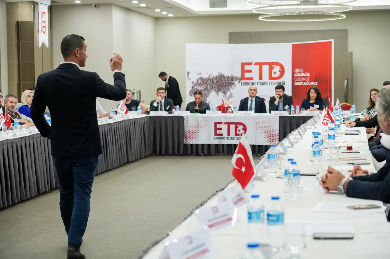 Haber: Erkin Şahinöz, “Şirketler en büyük hatalarını kendilerine en çok güvendiklerinde yaparlar” - Galeri-3