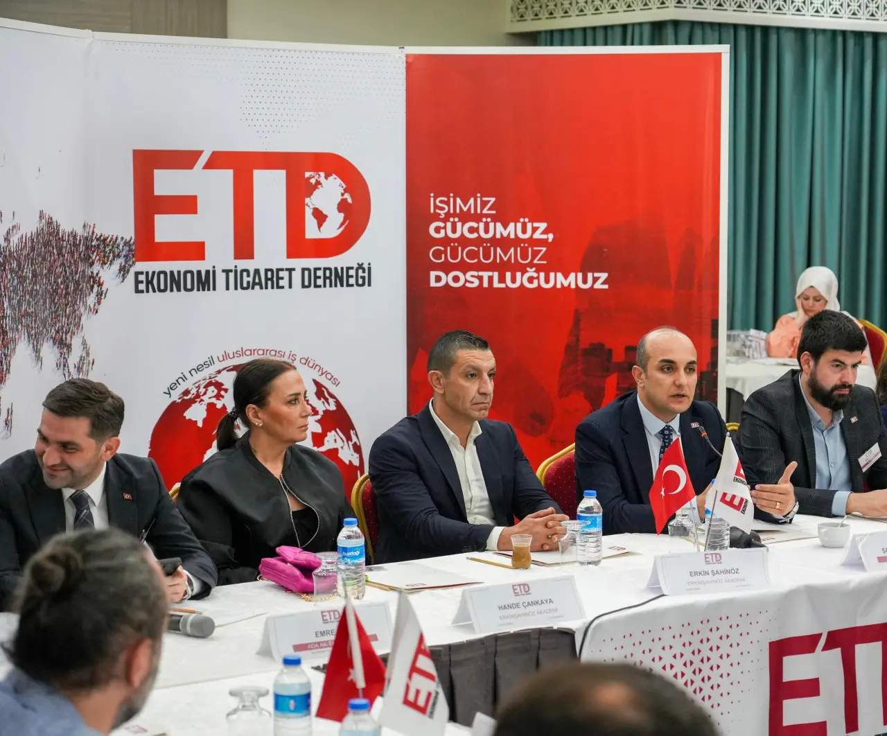 Haber: Erkin Şahinöz, “Şirketler en büyük hatalarını kendilerine en çok güvendiklerinde yaparlar” - Galeri-5