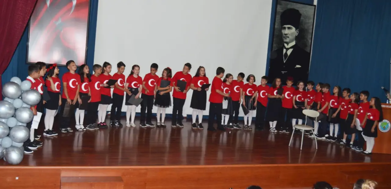 Haber: Noksel İlköğretim Okulu 4-G Öğrencilerinden Muhteşem Final - Öne Çıkan
