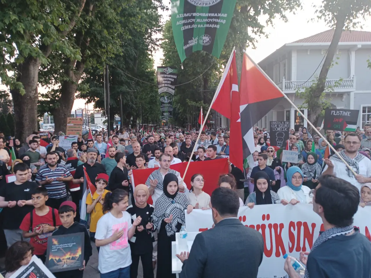 Haber: Hendek’te İsrail'e öfke - Öne Çıkan