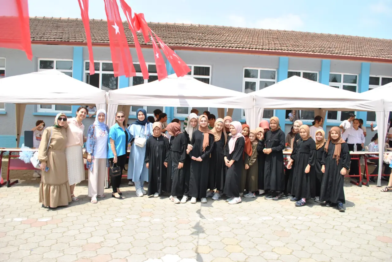 Haber: Atikehanım Ortaokulundan Bilim, Teknoloji, Sanat ve Kültür şenliği - Galeri-3
